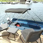 Botel House Boat Statia Maastricht