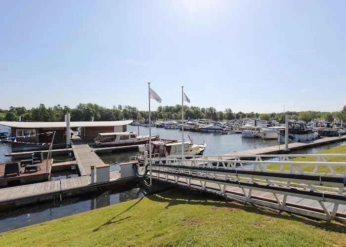 House Boat Statia Botel Maastricht