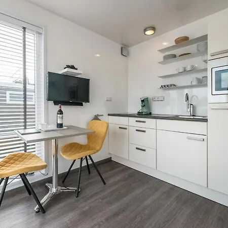 House Boat Statia ספינת מלון מאסטריכט