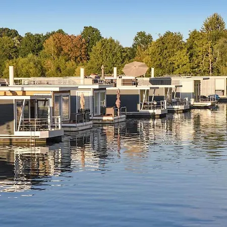 House Boat Statia 4*