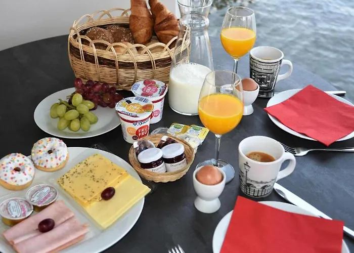 House Boat Statia Маастрихт