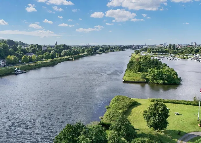 House Boat Statia 4*